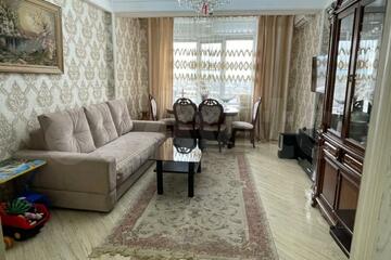2-к квартира, 76 м², 6/6 эт.
