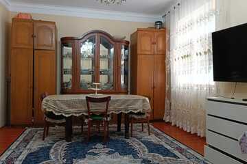2-к квартира, 58 м², 2/2 эт.