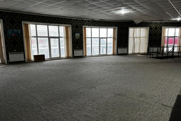 Помещение своб.назн., 200 м², 2/2 эт.