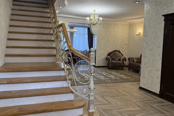 Дом, 170 м², 2 эт.