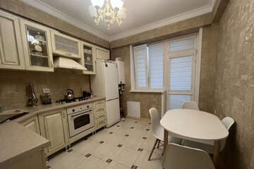 2-к квартира, 72 м², 6/13 эт.