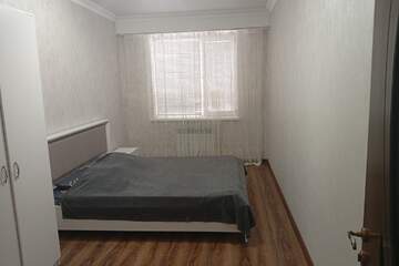 2-к квартира, 75 м², 1/10 эт.