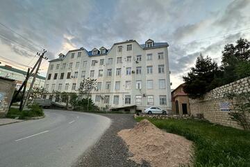 4-к квартира, 130 м², 4/5 эт.