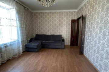 2-к квартира, 48 м², 3/3 эт.