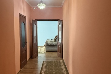 2-к квартира, 60 м², 3/5 эт.