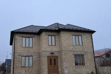 Дом, 200 м², 2 эт.