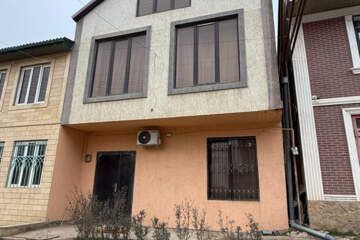 Дом, 121 м², 3 эт.