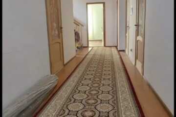 Дом, 286 м², 3 эт.