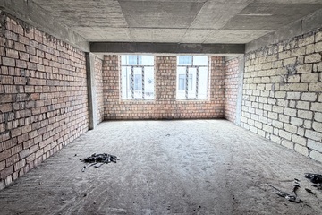 2-к квартира, 85 м², 3/3 эт.