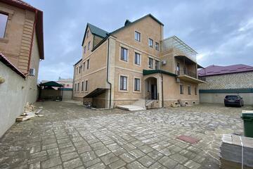 2-к квартира, 90 м², 2/3 эт.